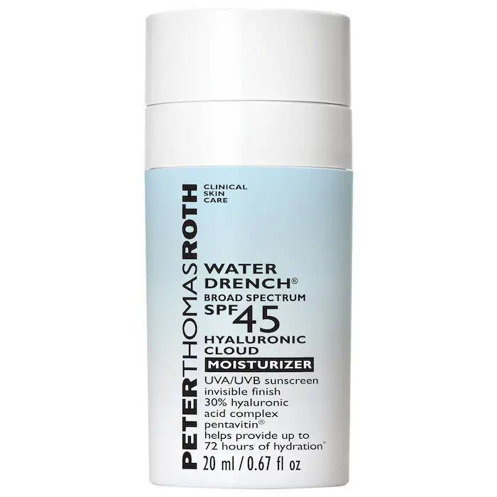 Hidratante en nube con ácido hialurónico Water Drench de amplio espectro con FPS 45 de Peter Thomas Roth en tamaño pequeño o de viaje