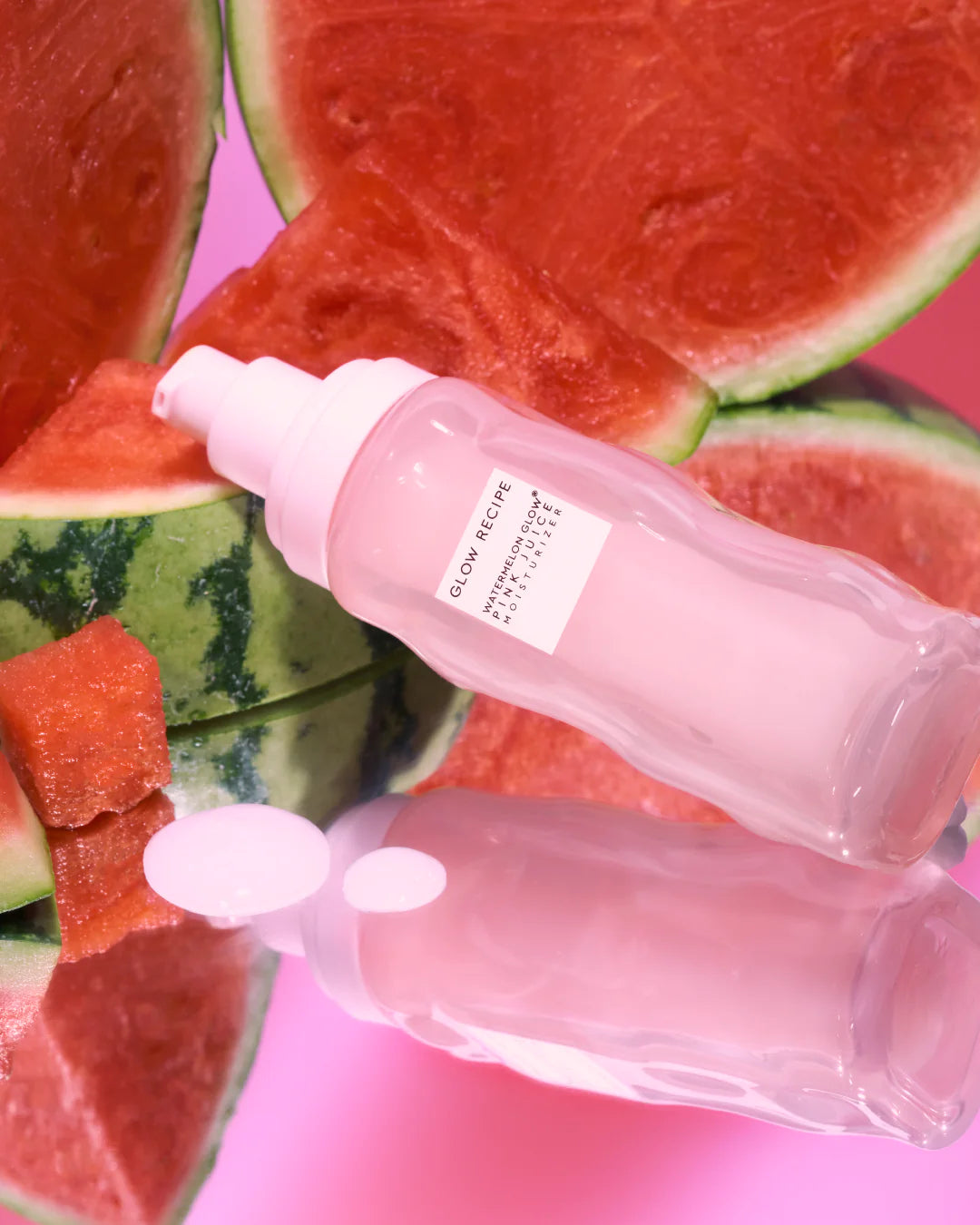 Crema humectante rellenable sin aceite Glow Recipe en tamaño mini o de viaje con jugo de sandía rosa