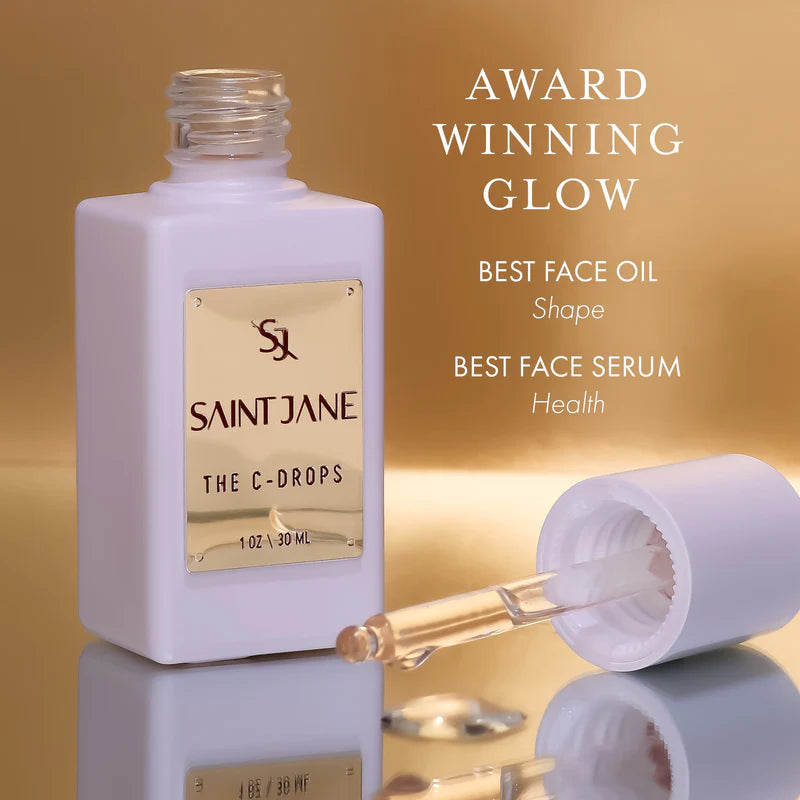 Gotas iluminadoras con vitamina C en tamaño mini o de viaje de Saint Jane Beauty: suero iluminador con una mezcla de vitamina C al 20 %