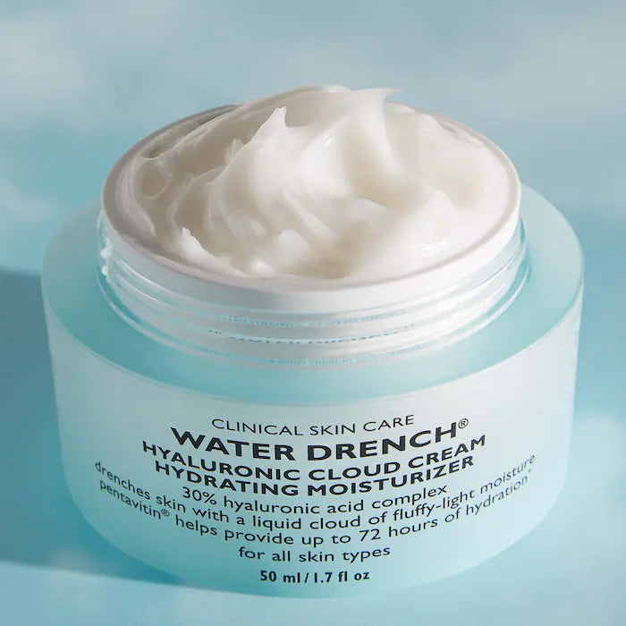 Crema hidratante en nube con ácido hialurónico Water Drench de Peter Thomas Roth, tamaño mini o de viaje