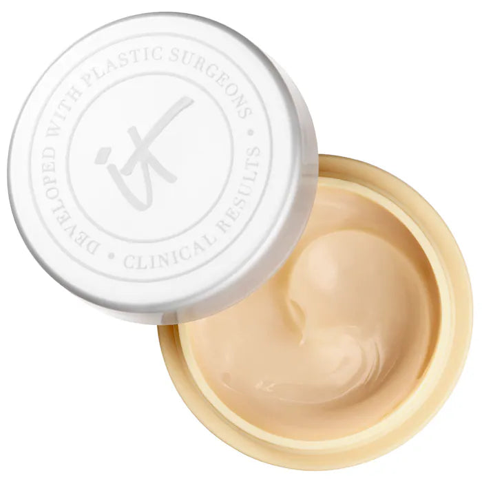 Crema hidratante Confidence in a Cream de IT Cosmetics en tamaño mini o de viaje