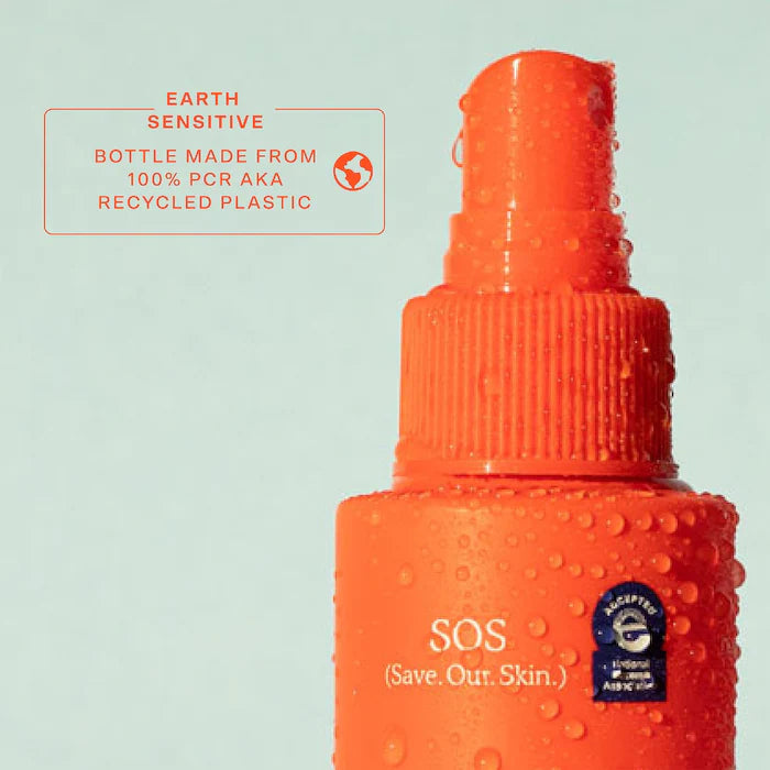 Spray facial SOS Daily Rescue en tamaño pequeño o de viaje de Tower 28 Beauty con ácido hipocloroso