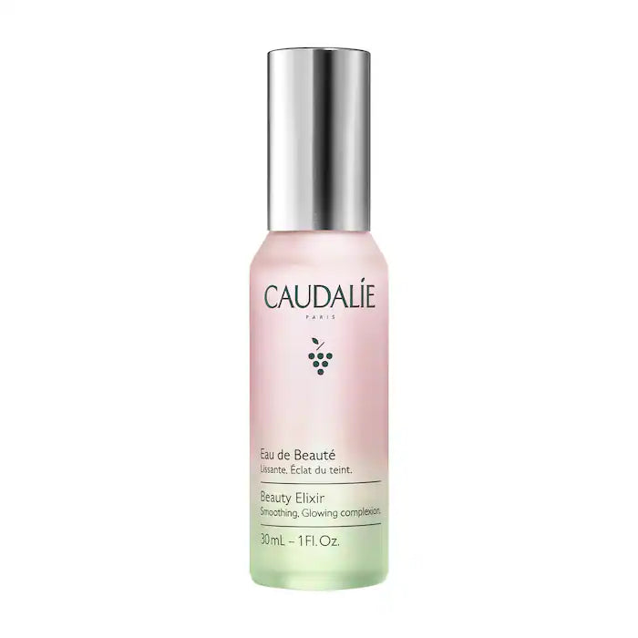 Elixir de belleza en formato mini o de viaje de Caudalie, preparador, fijador y bruma iluminadora para el rostro